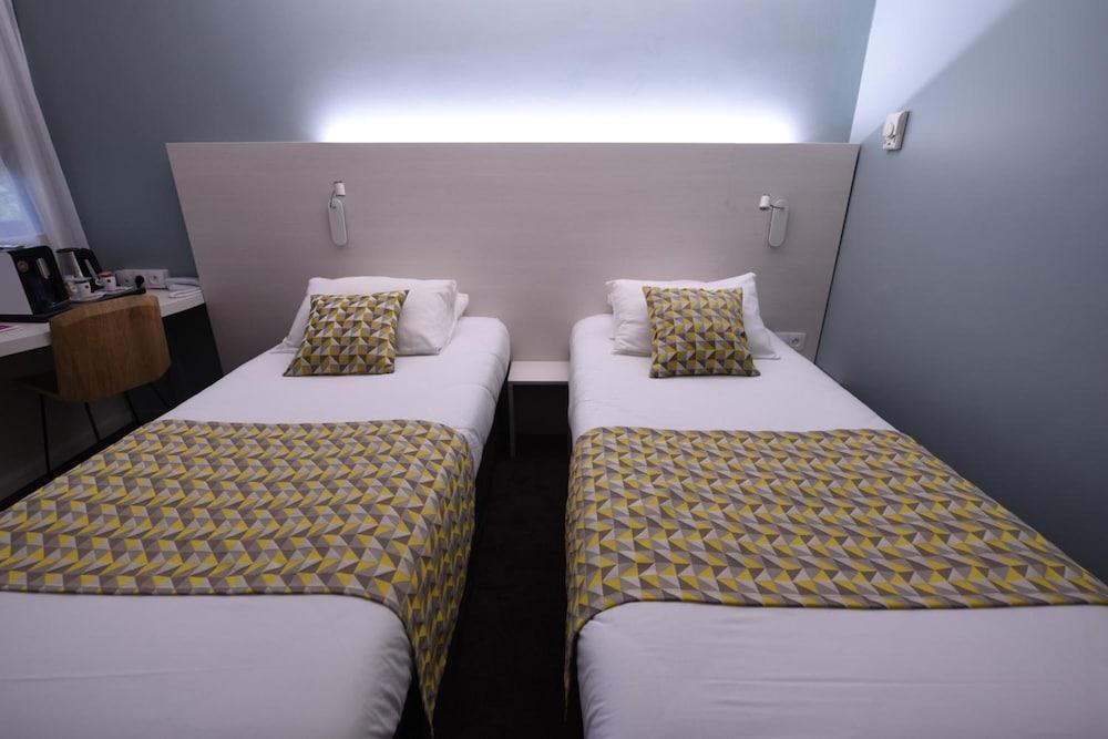 Campanile Annecy ~ Metz-Tessy Hotel Ngoại thất bức ảnh