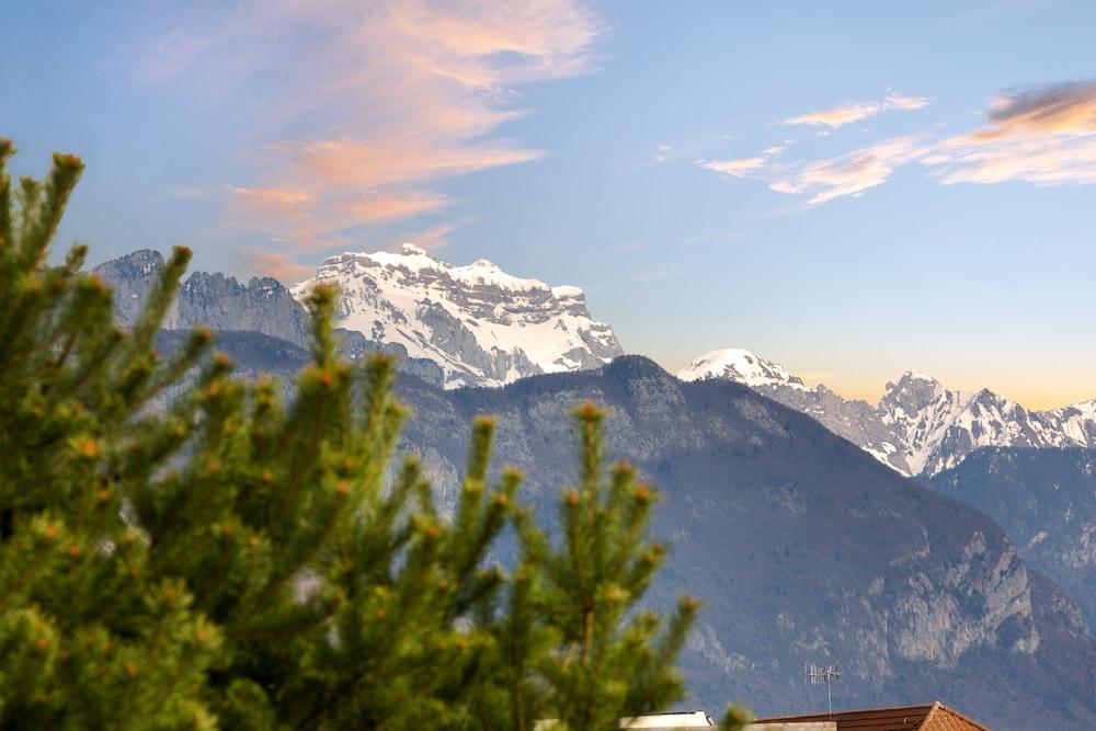 Campanile Annecy ~ Metz-Tessy Hotel Ngoại thất bức ảnh