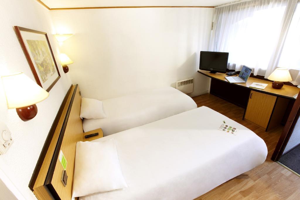 Campanile Annecy ~ Metz-Tessy Hotel Phòng bức ảnh