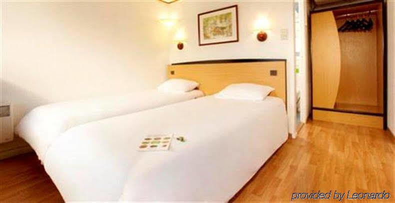 Campanile Annecy ~ Metz-Tessy Hotel Ngoại thất bức ảnh