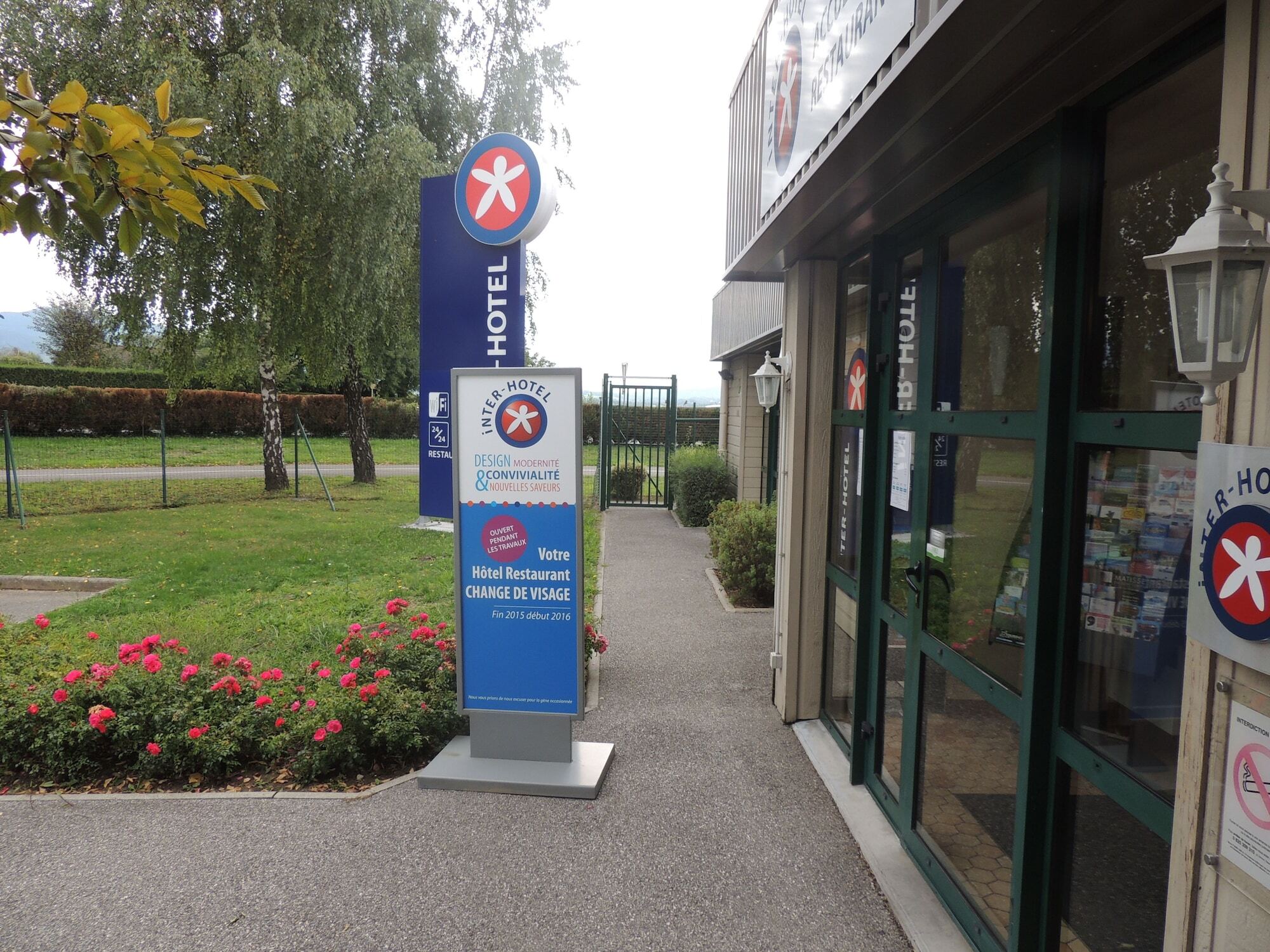 Campanile Annecy ~ Metz-Tessy Hotel Ngoại thất bức ảnh